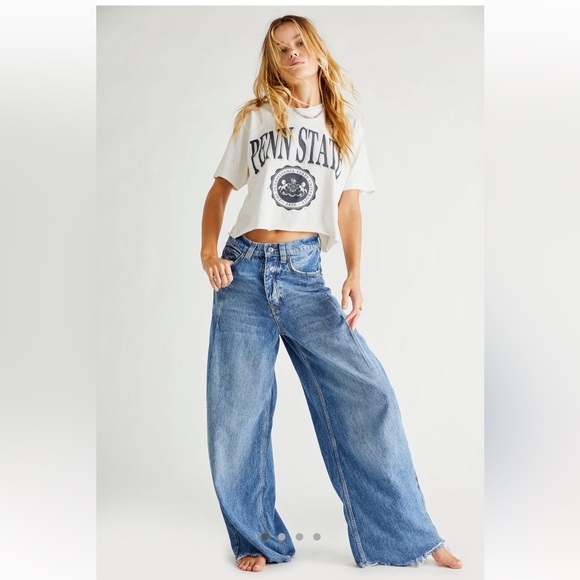 We The Free Denim - We the Free Old West Slouchy jeans 27 EUC 🤠 high-rise wide- leg